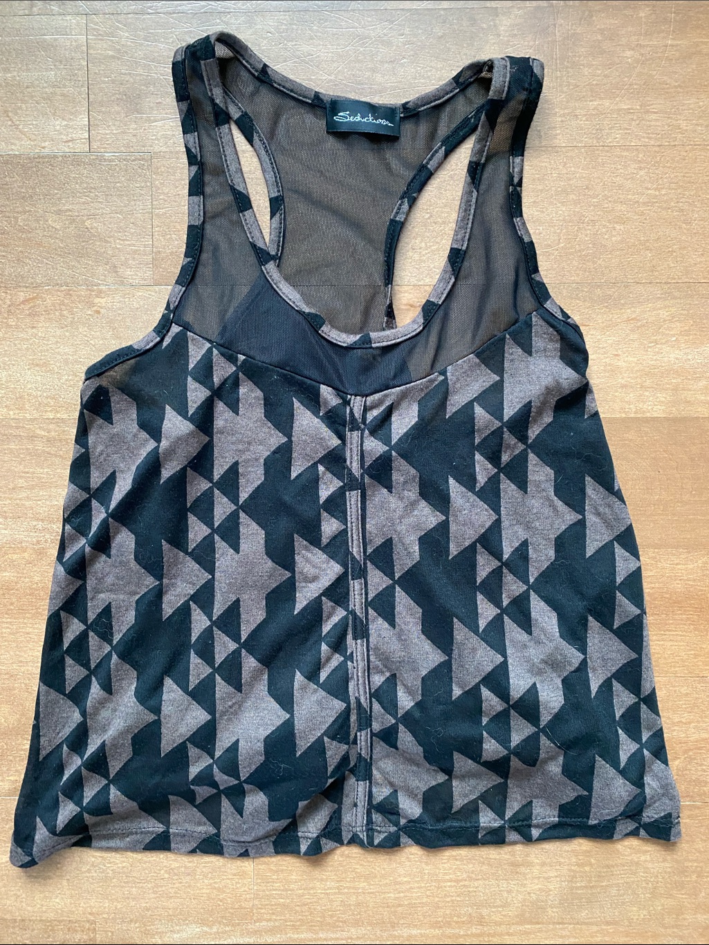 Geometric Tank Top With Mesh